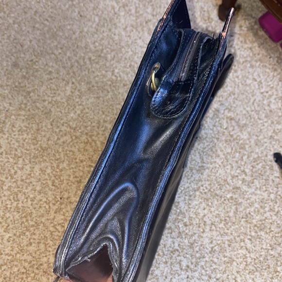 Hartmann black leather briefcase quiet luxury - Picture 6 of 17